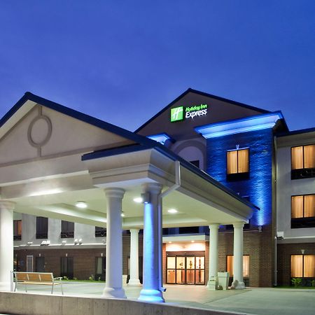 Holiday Inn Express Hotel & Suites Mcpherson By Ihg Exterior foto