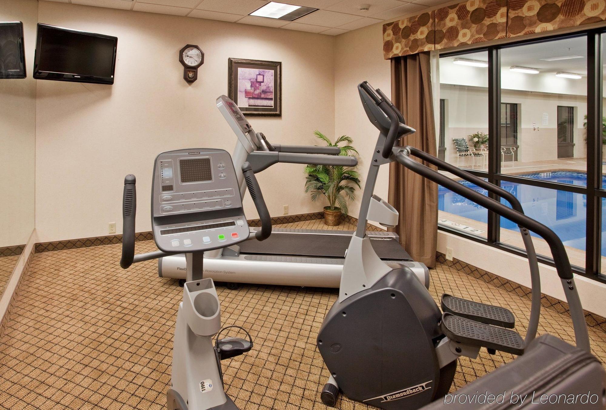 Holiday Inn Express Hotel & Suites Mcpherson By Ihg Einrichtungen foto